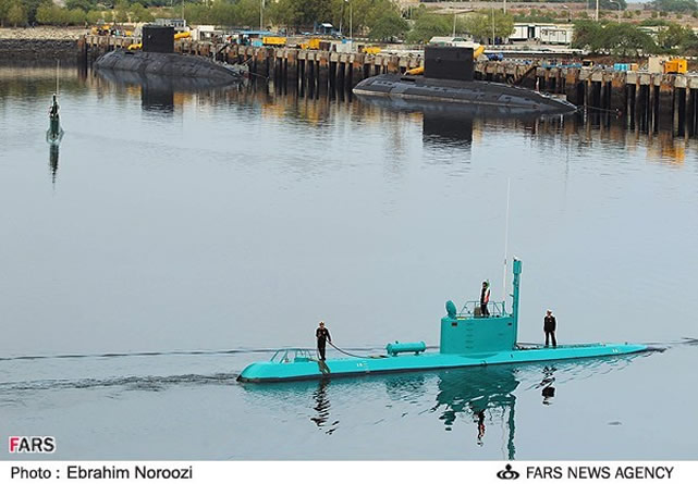 Armée Iranienne/Armed Forces of the Islamic Republic of Iran - Page 38 Iranian_Navy_Qadir_class_light_submarine_3