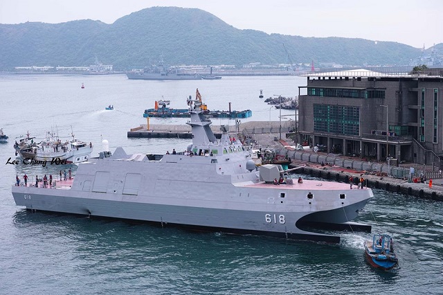 Armée Taiwanaise / Republic of China Armed Forces(ROCAF) - Page 15 Taiwan_ROC_Navy_Catamaran_corvette_Tuo_River_2