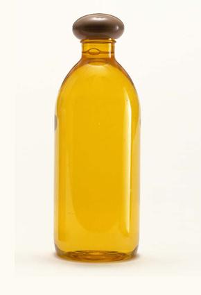 نصائح ذهبيّة حول اختيار الشامبو المناسب لشعرك! Shampoo-1-16-05-2012