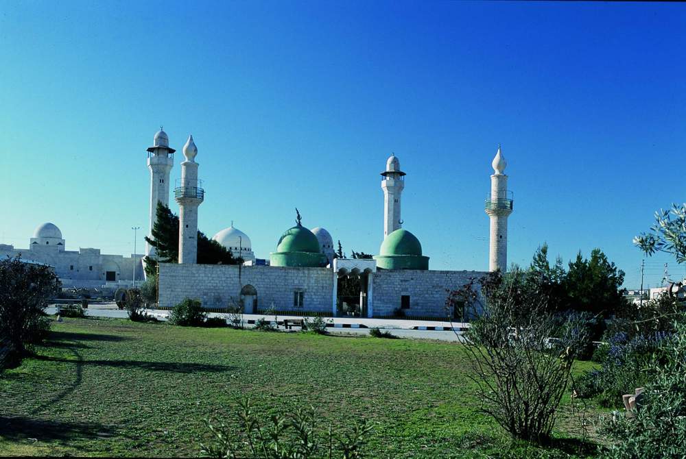 الأردن أرض مراقد الأنبياء وعشرة آلاف صحابي Masjed_jafar