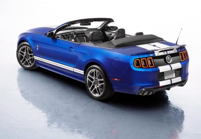 Επίσημη παρουσίαση για το Shelby GT500 Convertible Shelby2