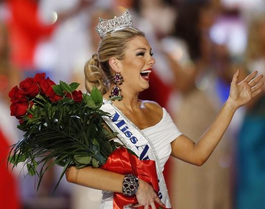 Ιδού η νέα Μις Αμερική Miss_America234651--525x415