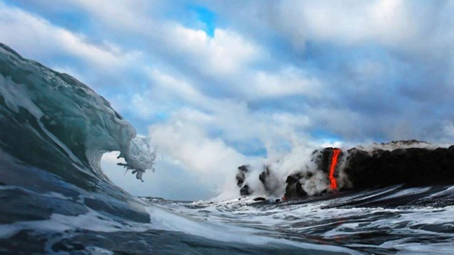 Τα φλεγόμενα κύματα της Χαβάης Amzingkuma4
