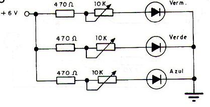 Sete Cores com Três LEDs Ip0049_02