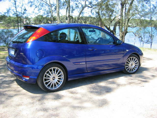 Focus 1 Resim I.ford.focus.st170.rear