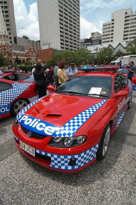 Best of Police Cars I.holden.monaro.VZ.qld.police.2.05nov