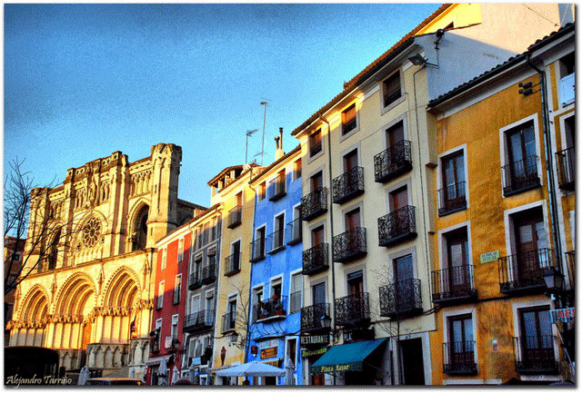 Cuenca, España, Ciudad Patrimonio de la Humanidad desde 1996. XKDDCUENCA_Cuenca_colorida