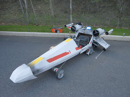 L'univers des Geeks - Page 2 X-Wing-Fighter-Soapbox-Derby-Car