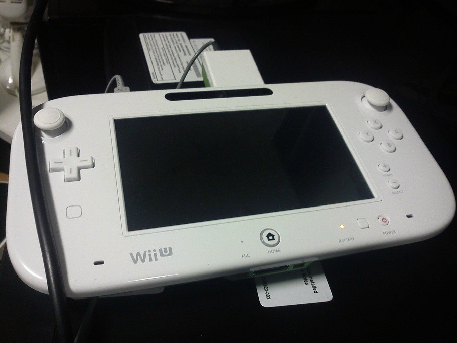 Nouvelle version de la mablette wii u ! 1337461320