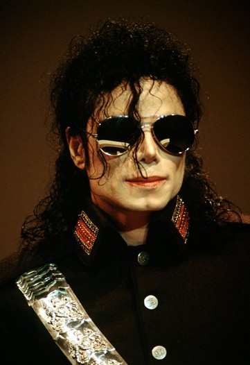 صور مايكل جاكسون king of pop Michael-jackson-1992