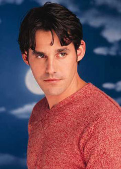 من افضل مسللات مصاصى الدماء على الاطلاق buffy the vampire slayer  Nicholas-brendon