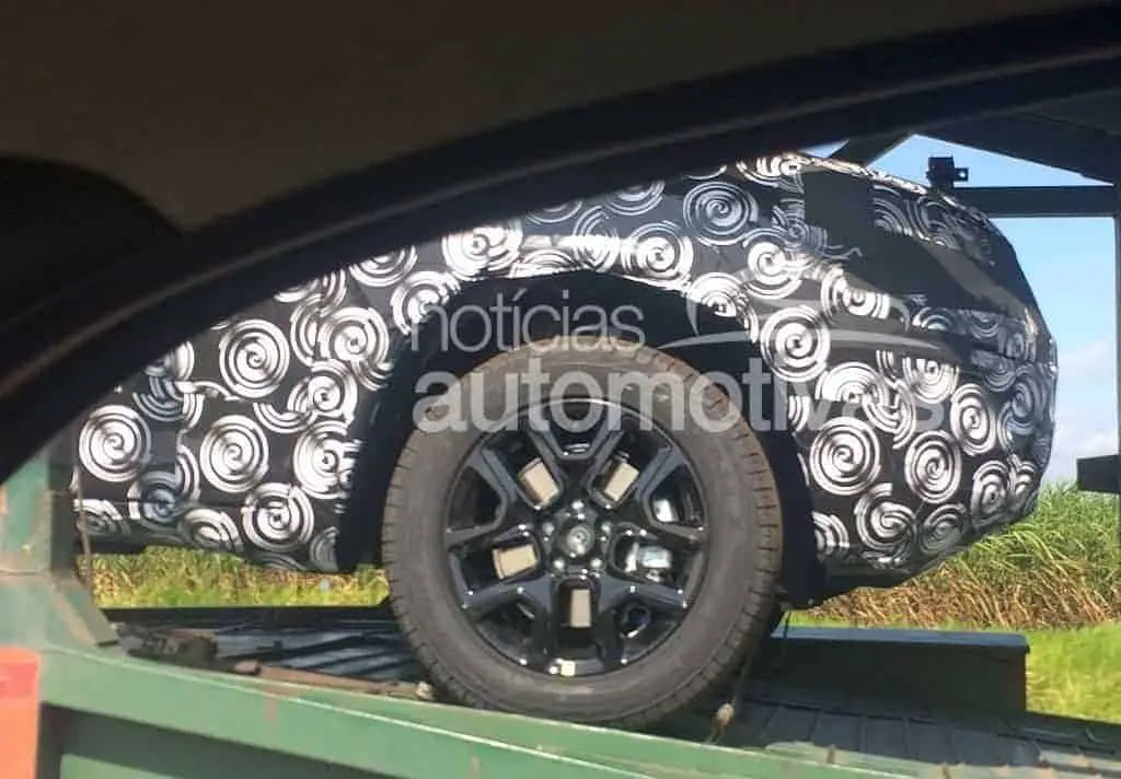 Fábrica da Fiat em Pernambuco - Página 12 Novo-jeep-flagra-2