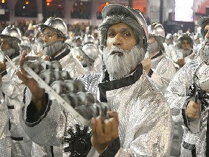 Gaviões da Fiel desfile 2012! Gavioes-da-fiel-homenageia-ex-presidente-lula