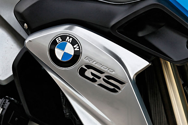 Estaria a BMW trabalhando em uma GS de 300cc? BMW-R1200GS-logo