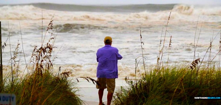 Updates - Hurricane Michael Hurricane-michael-100-year-storm-category-4-31-foot-waves-weather-channel-florida-panhandle-933x445