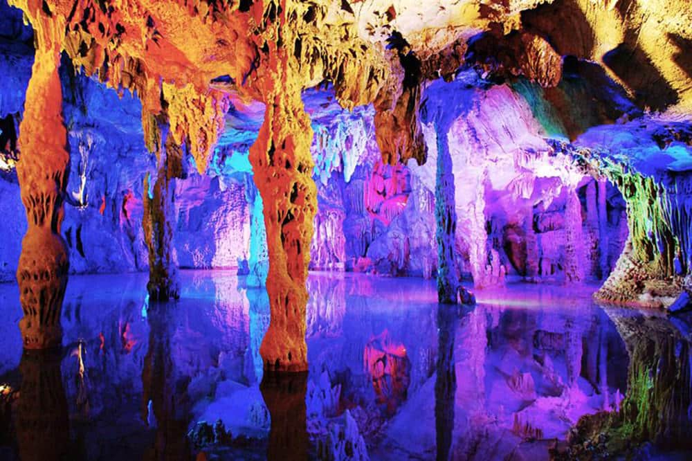 La espectacular y sorprendente Naturaleza Reed-Flute-Cuevas-China1