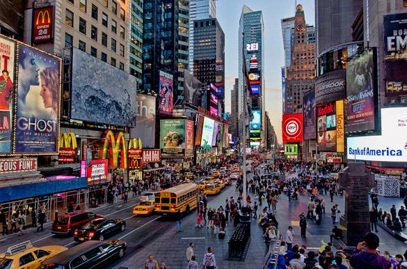 Times Square - Улиците Times-square-manhattan-new-york-nyc-crossroads-world