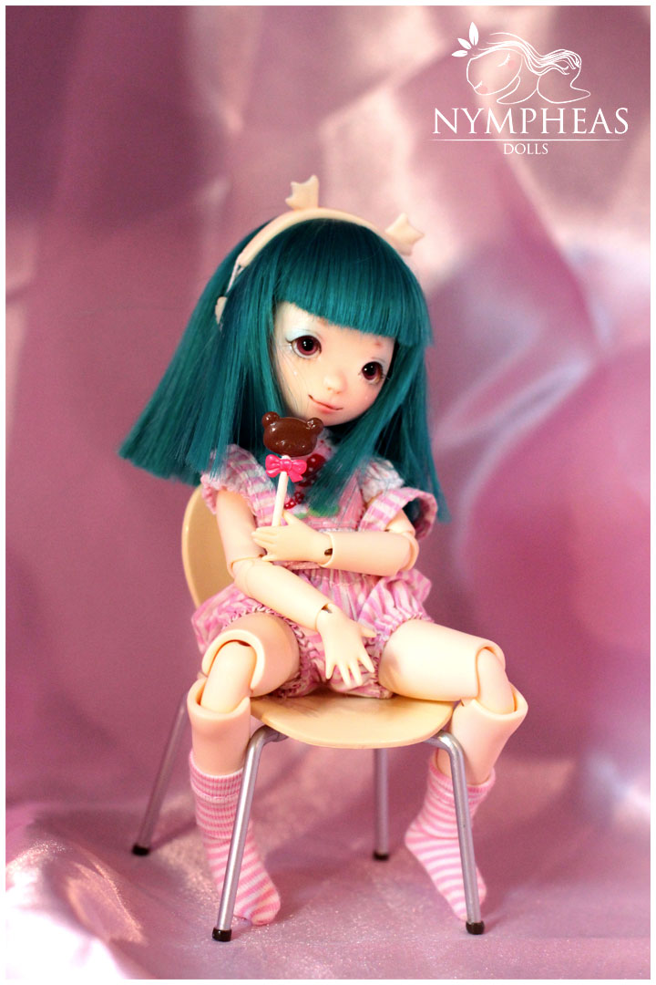 [NYMPHEAS DOLLS]  P39 : Biches améthystes - Page 3 IMG_6048