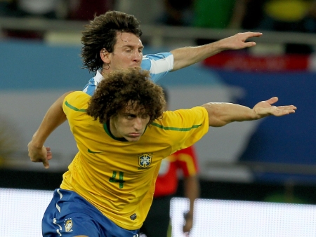 Who has the better hair: Coloccini or Puyol?! 44781_ori_david_luiz