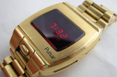 Budget raisonnable : 200 € Pulsar_led_watch