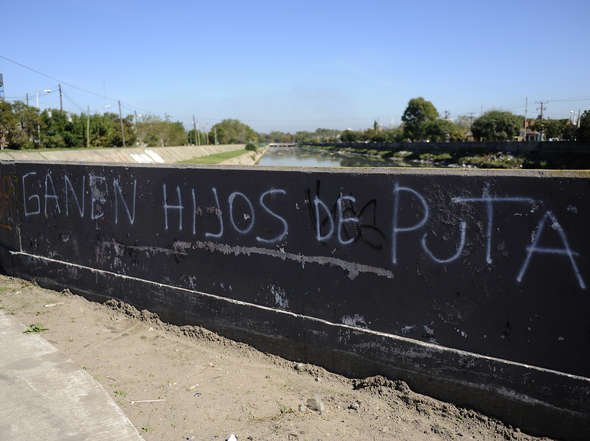 amenazas-plantel-Independiente_OLEIMA20130422_0084_8.jpg