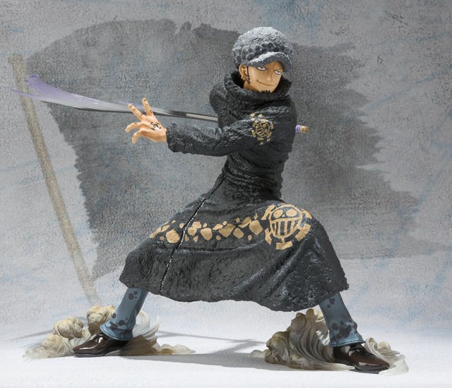 Sakuuras Sammelwahn :3 - Seite 9 Figuarts-Zero-One-Piece-2014-Trafalgar-Law-Battle-Ver.-Figure-e1382537833475