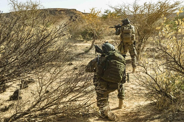 Mali : Un jihadiste « expert » en armement tué par la force Barkhane? Barkhane-20180223