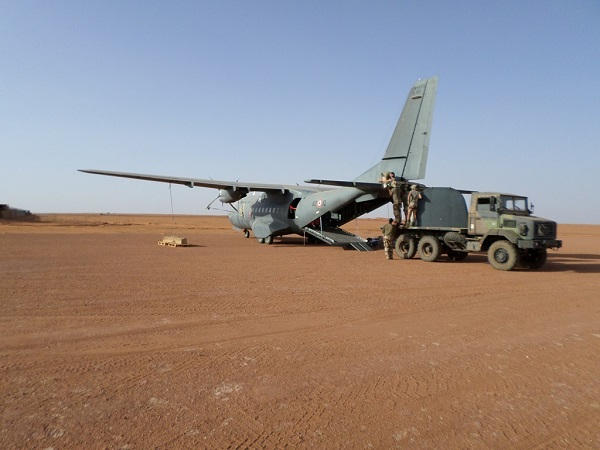 Armée de l’Air : Le transport aérien tactique est « au creux de la vague » Casa-20170721