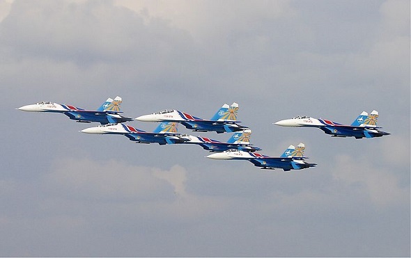 Accident d’un Su-27 de la patrouille acrobatique « Les Chevaliers russ Chevaliers-russes-20160609