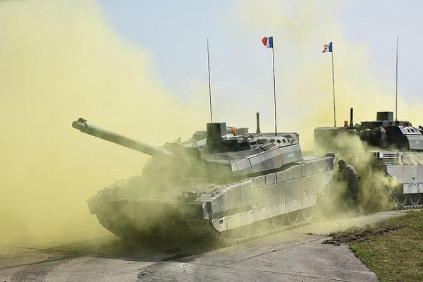 Un peloton du 1er Régiment de Chasseurs défend les couleurs françaises au Strong Europe Tank Challenge . Leclerc-20180609