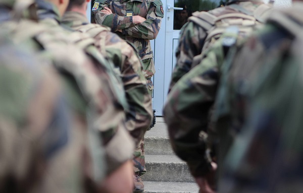 Selon un rapport, un soldat dépenserait en moyenne 400 euros par an pour son équipement personnel . Reservistes-20191019