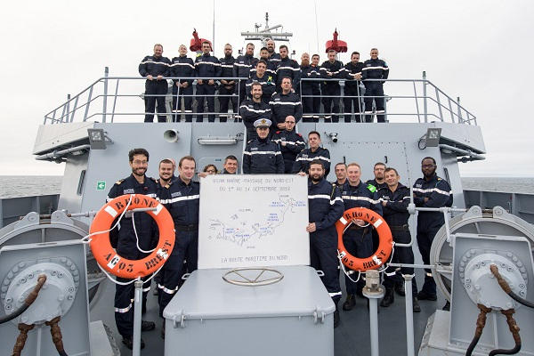 Londres annonce une « nouvelle stratégie » pour l’Arctique, où un navire militaire français vient de mener une mission inédite Rhone-20181002
