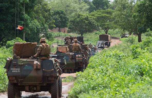 Armée Française  - Page 31 Sangaris-20150604