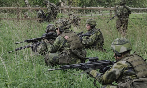 Pour la première fois depuis 70 ans, la Suède réactive un régiment pour assurer la défense de l’île de Gotland Suede-20170302