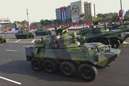 BTR- 70  Anfibio Infanteria de Marina México - Página 2 Btr-60-cuba