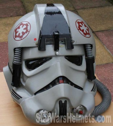 Le Pilot de AT-AT de zhongvador - Page 4 Star-wars-helmets-at-at-driver-video-review-youtube-x425