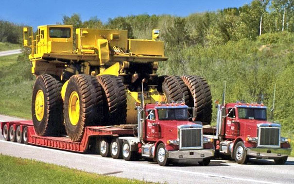 Τα μεγαλύτερα φορτηγά στον κόσμο (Video) Megalytera-fortiga-ston-kosmo