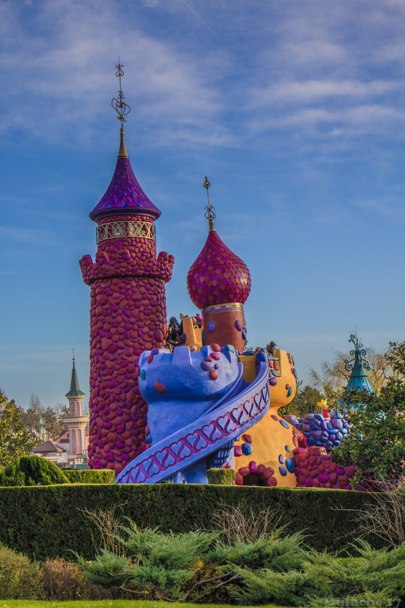 Photos de Disneyland Paris en HDR (High Dynamic Range) ! - Page 15 Chateau_Reine_de_coeur_disneyland_HDR-2