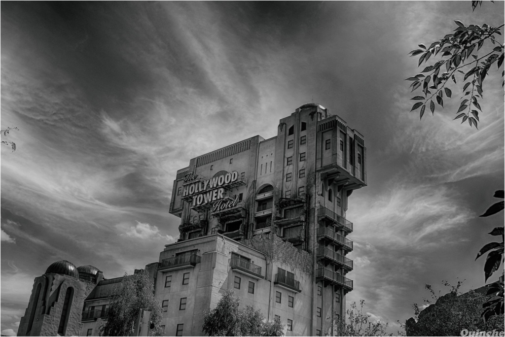 Photos de Disneyland Paris en HDR (High Dynamic Range) ! - Page 17 TOT_BW