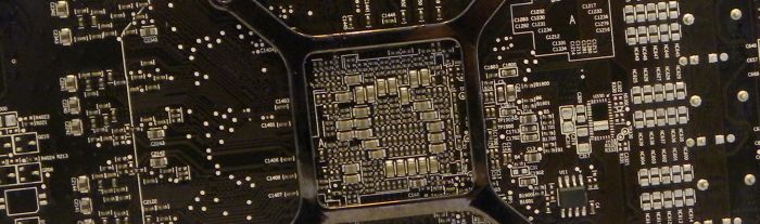       AMD  7000  Radeon_hd_rear_pcb