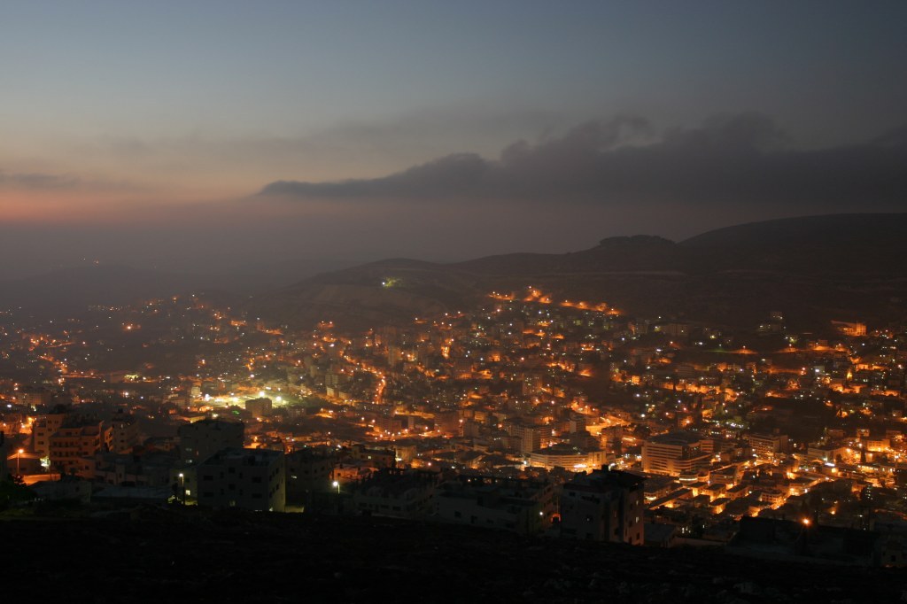 نابلس .. ما بين القديم والحديث ..  Nablus2