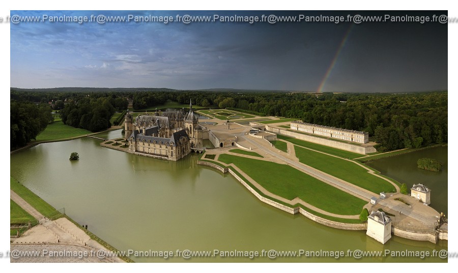 Chateau de Chantilly Avant la Pluie Panorama%20Chateau%20de%20Chantilly-border