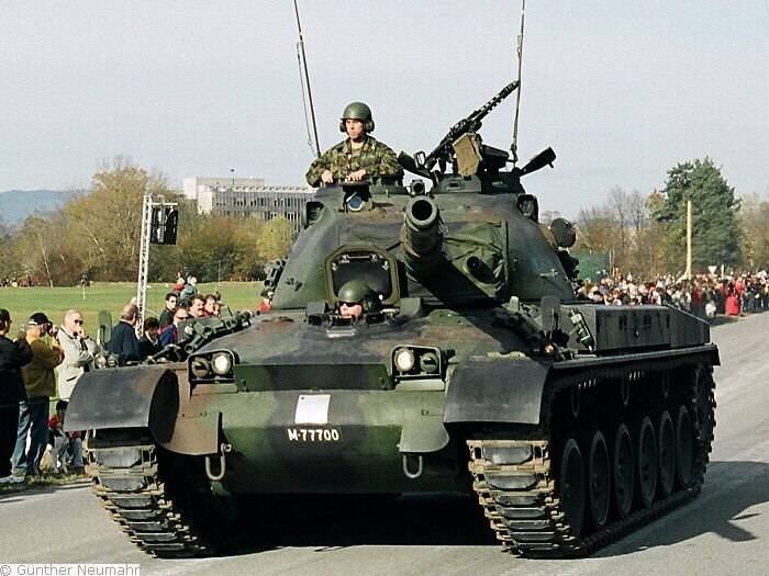 Bilder-fight - Seite 3 Ch_stc_2005_Panzer68-88