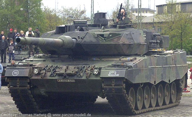 LEOPARD , carro aleman Bw_kpz_leopard_2_a6-048i