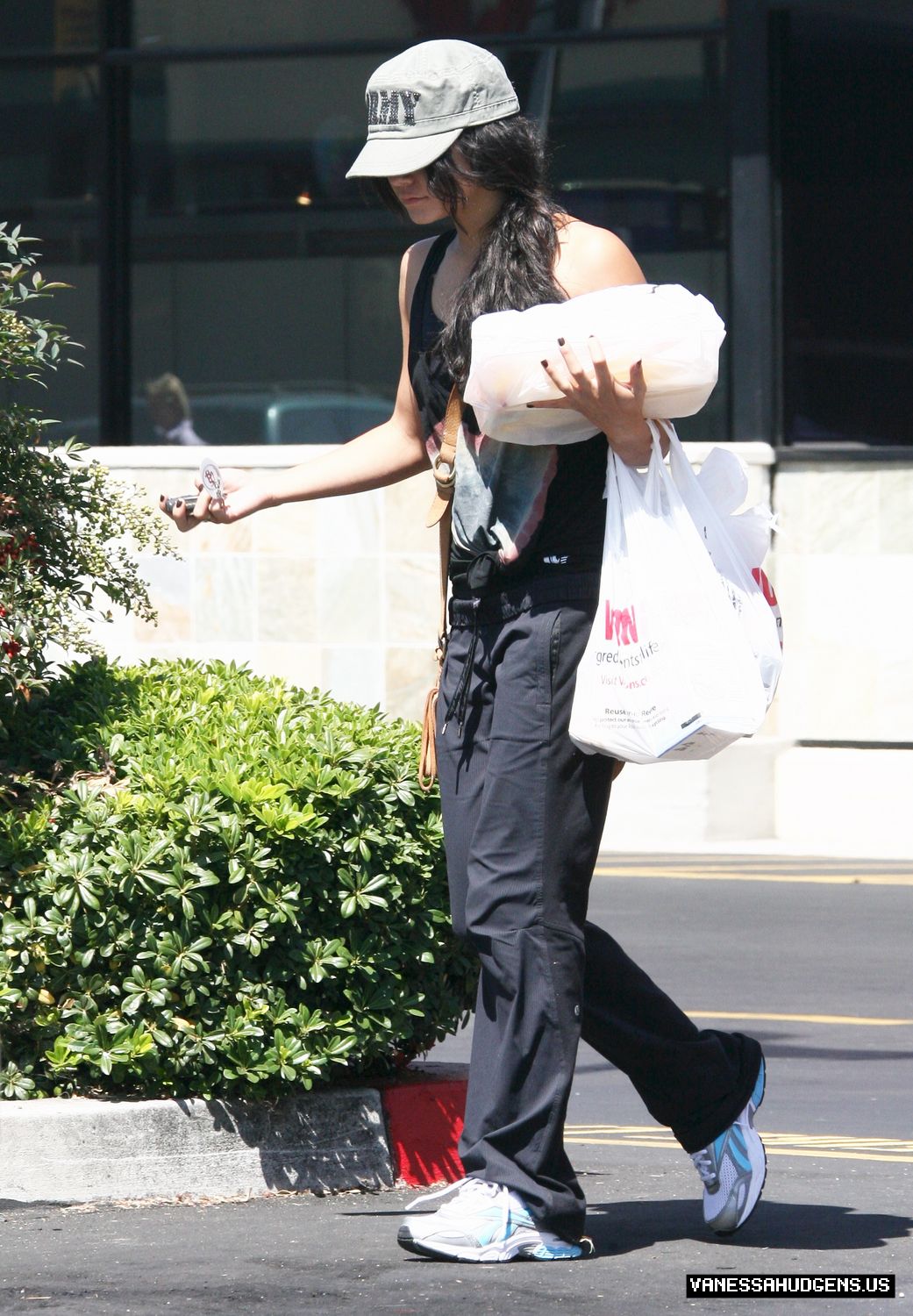 Vanessa-At a Grocery Store in Studio City - August 31  5