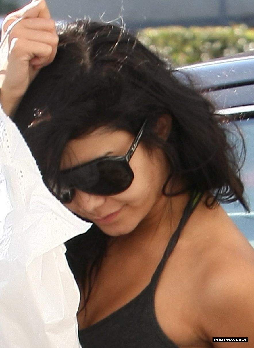 Vanessa Hudgens: Out and about in Beverly Hills - April 6 1