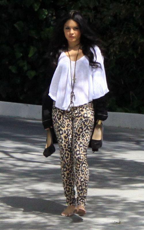 Vanessa- Out and about in Los Angeles - April 14 10