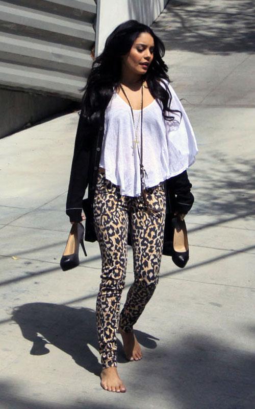 Vanessa- Out and about in Los Angeles - April 14 4