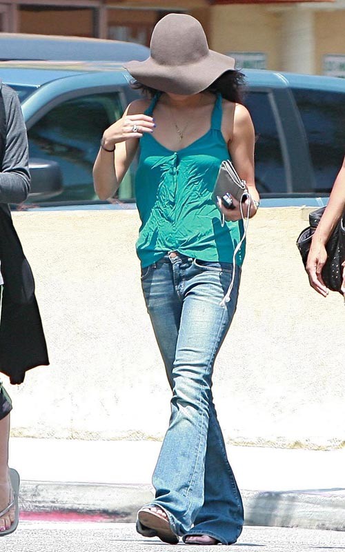 Vanessa Hudgens-Out and about in Los Angeles - August 5 6