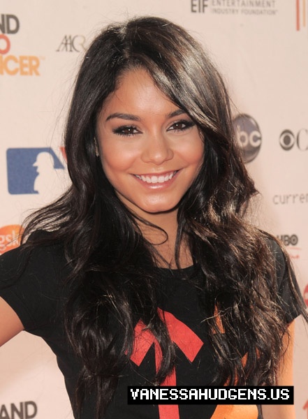 Vanessa Hudgens- Stand Up To Cancer 15